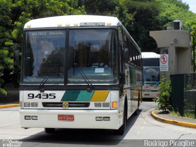 Empresa Gontijo de Transportes 9435 na cidade de São Paulo, São Paulo, Brasil, por Rodrigo Piragibe. ID da foto: 1506961.