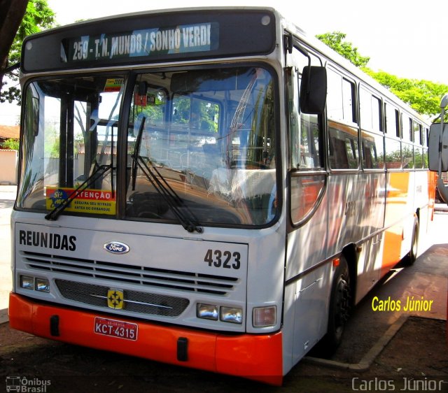 Viação Reunidas 4323 na cidade de Goiânia, Goiás, Brasil, por Carlos Júnior. Número da foto: #1527861.