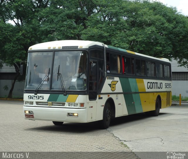 Empresa Gontijo de Transportes 9295 na cidade de São Paulo, São Paulo, Brasil, por Marcos Vinícius Vale Silva. Número da foto: #1530557.