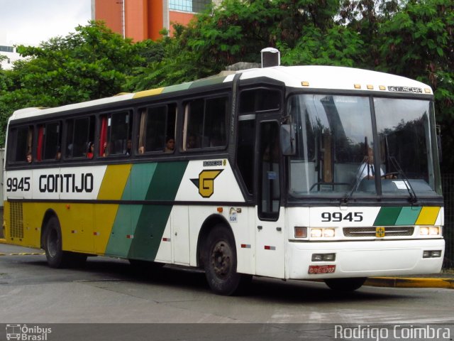 Empresa Gontijo de Transportes 9945 na cidade de São Paulo, São Paulo, Brasil, por Rodrigo Coimbra. ID da foto: 1533100.