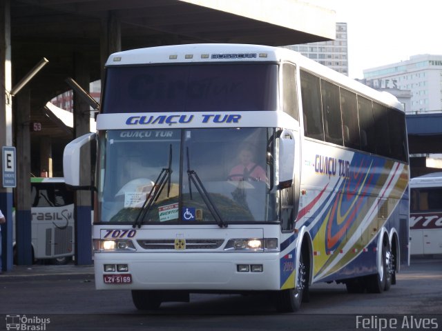 Guaçu Tur Viagens e Turismo 7070 na cidade de Porto Alegre, Rio Grande do Sul, Brasil, por Felipe Alves. Número da foto: #1544733.