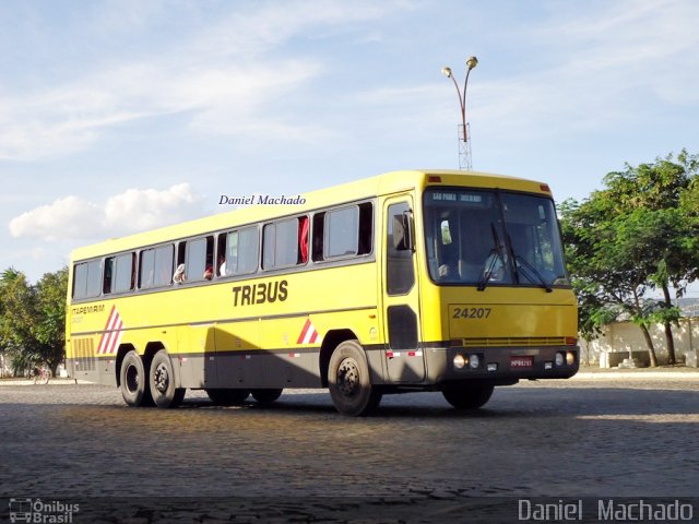 Viação Itapemirim 24207 na cidade de Vitória da Conquista, Bahia, Brasil, por Daniel  Machado. Número da foto: #1547894.