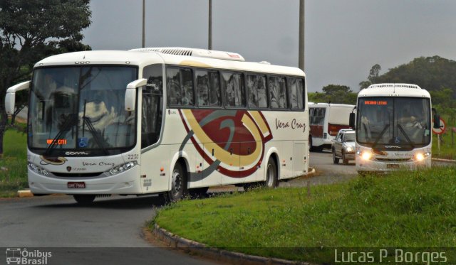 Vera Cruz Transporte e Turismo 2230 na cidade de Araxá, Minas Gerais, Brasil, por Lucas Borges . Número da foto: #1509865.