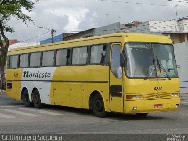 Viação Nordeste 0220 na cidade de Natal, Rio Grande do Norte, Brasil, por Guttemberg Siqueira . Número da foto: #1551663.