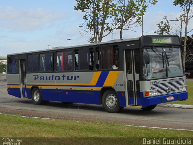 Paulotur Transporte e Turismo 1713 na cidade de Florianópolis, Santa Catarina, Brasil, por Daniel Guardiola. Número da foto: #1552395.