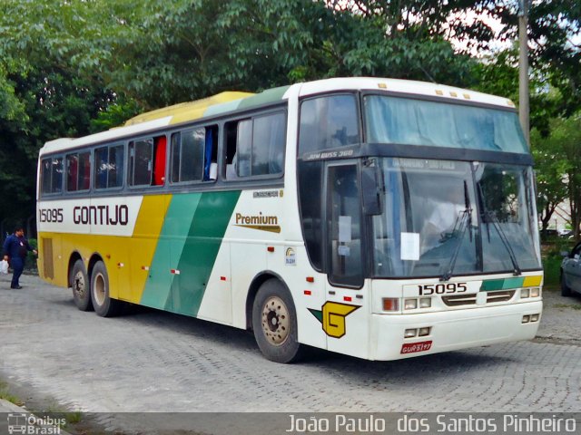 Empresa Gontijo de Transportes 15095 na cidade de São José dos Campos, São Paulo, Brasil, por João Paulo  dos Santos Pinheiro. ID da foto: 1551714.