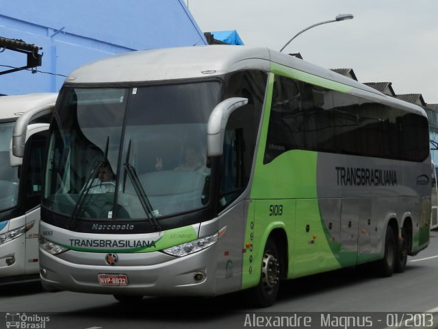 Transbrasiliana Transportes e Turismo 51013 na cidade de Rio de Janeiro, Rio de Janeiro, Brasil, por Alexandre  Magnus. Número da foto: #1555618.