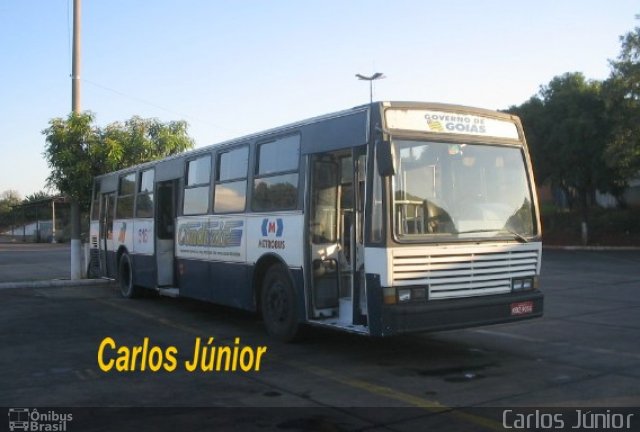 Metrobus 516 na cidade de Goiânia, Goiás, Brasil, por Carlos Júnior. Número da foto: #1555440.