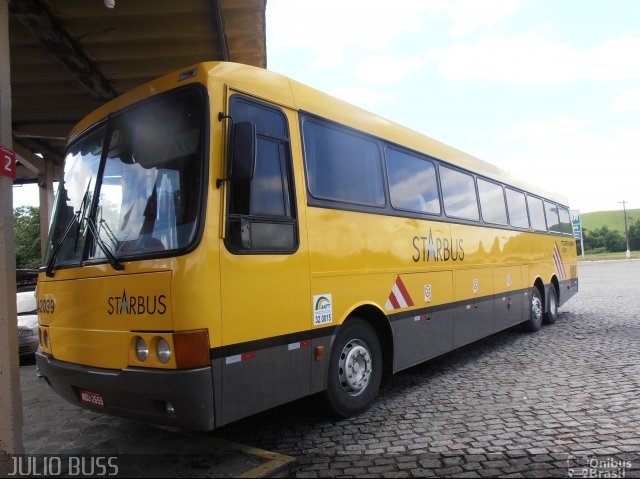 Viação Itapemirim 42039 na cidade de Casimiro de Abreu, Rio de Janeiro, Brasil, por Carlos Julio. ID da foto: 1557708.