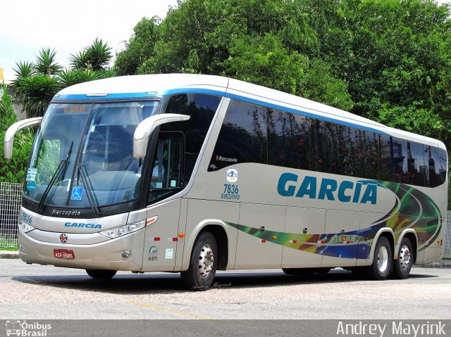Viação Garcia 7836 na cidade de Curitiba, Paraná, Brasil, por Andrey Gustavo. Número da foto: #1561208.