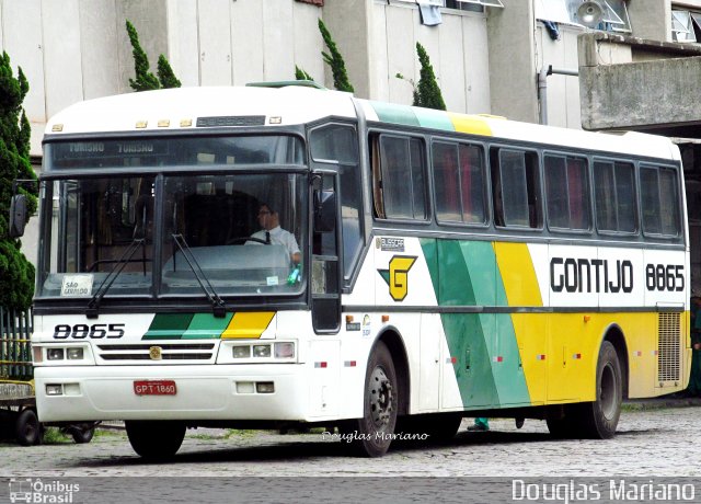 Empresa Gontijo de Transportes 8865 na cidade de Belo Horizonte, Minas Gerais, Brasil, por Douglas Mariano. ID da foto: 1562560.