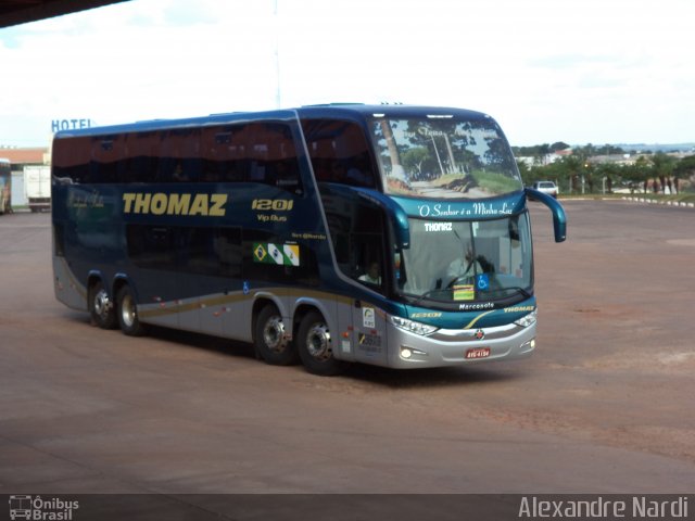 Transportes Thomaz 1201 na cidade de Rondonópolis, Mato Grosso, Brasil, por Alexandre Rodrigo. Número da foto: #1564861.