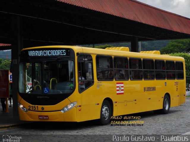Coletivo Rodovel 2151 na cidade de Blumenau, Santa Catarina, Brasil, por Paulo Gustavo. Número da foto: #1567447.