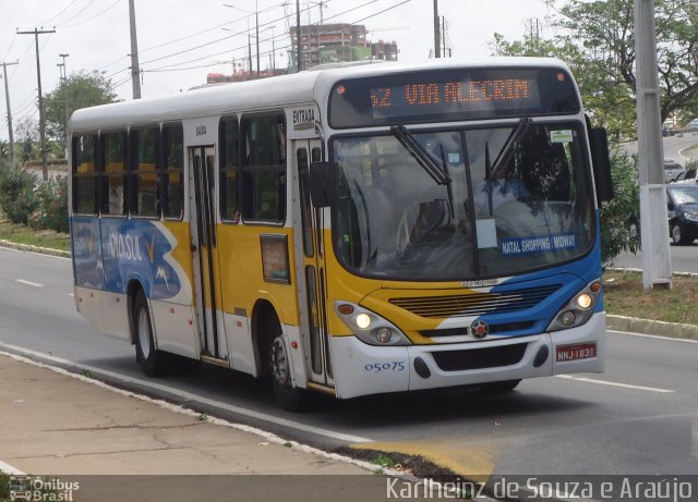 Via Sul TransFlor 05075 na cidade de Natal, Rio Grande do Norte, Brasil, por Karlheinz de Souza e Araújo. Número da foto: #1567430.