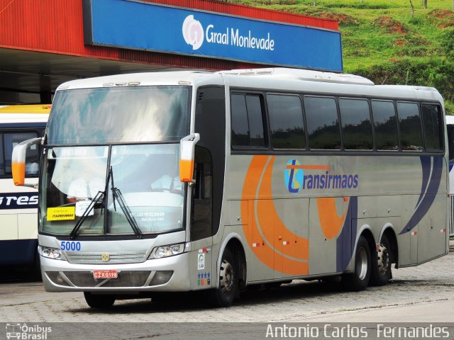Transirmãos Turismo 5000 na cidade de João Monlevade, Minas Gerais, Brasil, por Antonio Carlos Fernandes. Número da foto: #1567629.