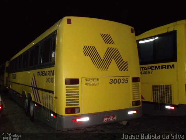 Viação Itapemirim 30035 na cidade de Manhuaçu, Minas Gerais, Brasil, por Joase Batista da Silva. ID da foto: 1567759.