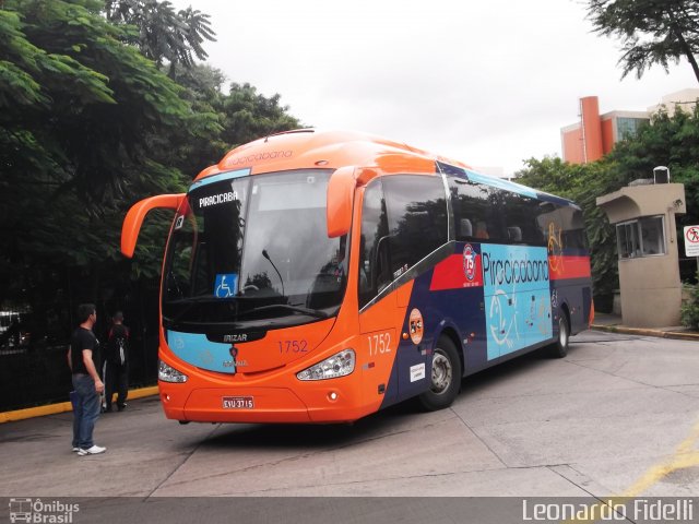 Viação Piracicabana 1752 na cidade de São Paulo, São Paulo, Brasil, por Leonardo Fidelli. Número da foto: #1570808.