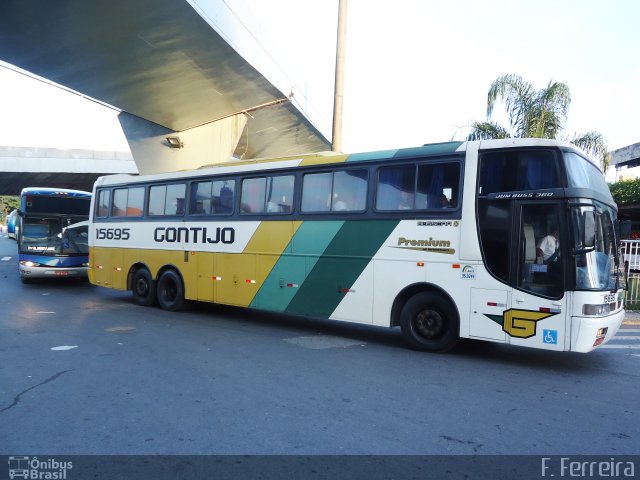 Empresa Gontijo de Transportes 15695 na cidade de Belo Horizonte, Minas Gerais, Brasil, por Fabri Ferreira. ID da foto: 1512389.