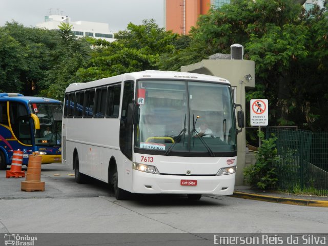 Empresa de Ônibus Pássaro Marron 7613 na cidade de São Paulo, São Paulo, Brasil, por Emerson Reis da Silva. ID da foto: 1510367.