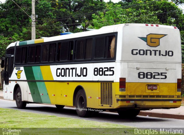 Empresa Gontijo de Transportes 8825 na cidade de Belo Horizonte, Minas Gerais, Brasil, por Douglas Mariano. ID da foto: 1572548.