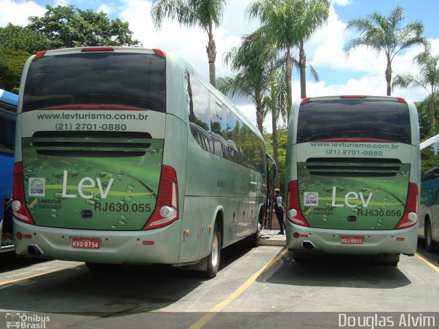Lev Transporte Rodoviário RJ 630.055 na cidade de Aparecida, São Paulo, Brasil, por Douglas Alvim. Número da foto: #1573198.