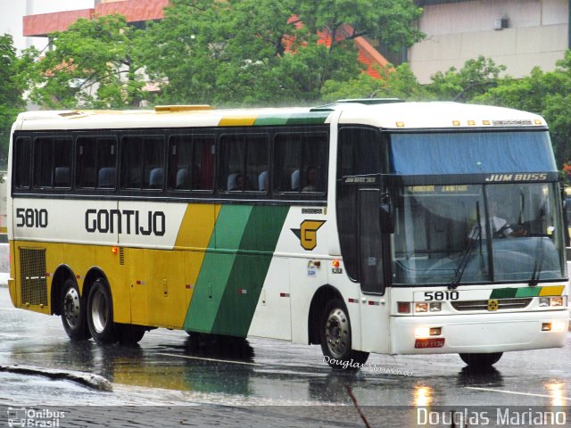 Empresa Gontijo de Transportes 5810 na cidade de Belo Horizonte, Minas Gerais, Brasil, por Douglas Mariano. Número da foto: #1574930.