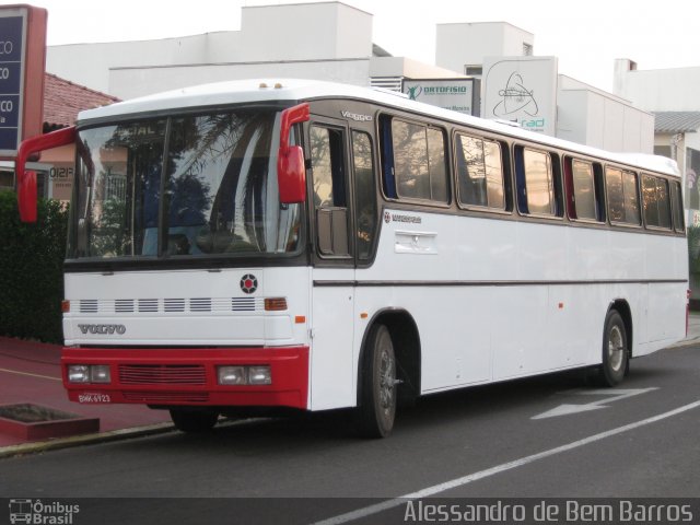 Ônibus Particulares 001 na cidade de Presidente Prudente, São Paulo, Brasil, por Alessandro de Bem Barros. ID da foto: 1515978.