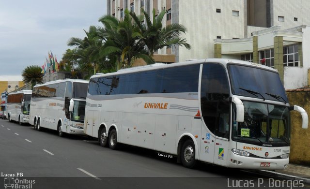 Univale Transportes 17000 na cidade de Araxá, Minas Gerais, Brasil, por Lucas Borges . Número da foto: #1515923.