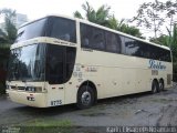 Leitur Turismo 9775 na cidade de Itapema, Santa Catarina, Brasil, por Karin Elisabeth Noamann. Número da foto: #:id.