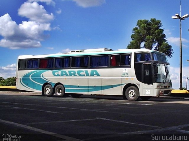 Viação Garcia 6774 na cidade de Londrina, Paraná, Brasil, por Elias  Junior. ID da foto: 1518252.