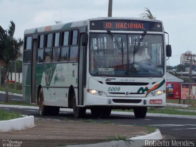 Empresa Circular de Marília 5009 na cidade de Marília, São Paulo, Brasil, por Roberto Mendes. ID da foto: 1522432.