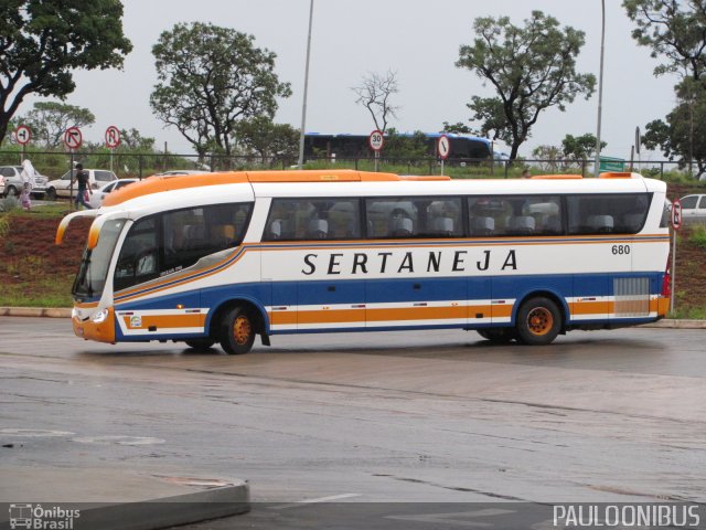 Viação Sertaneja 680 na cidade de Brasília, Distrito Federal, Brasil, por Paulo Camillo Mendes Maria. Número da foto: #1523004.