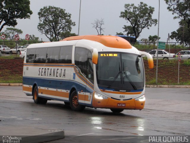 Viação Sertaneja 680 na cidade de Brasília, Distrito Federal, Brasil, por Paulo Camillo Mendes Maria. Número da foto: #1523010.