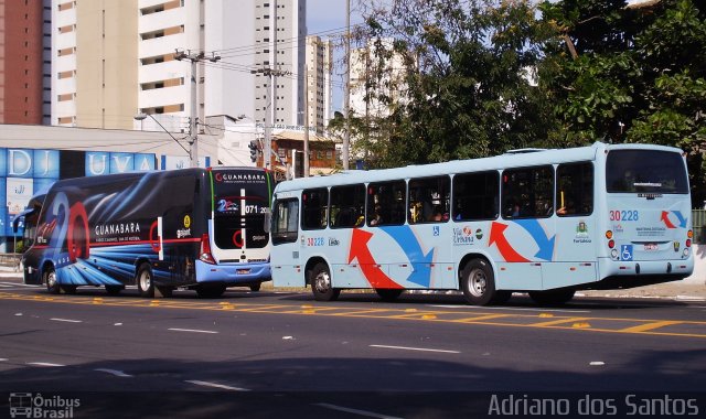 Via Urbana 30228 na cidade de Fortaleza, Ceará, Brasil, por Adriano dos Santos. Número da foto: #1522184.