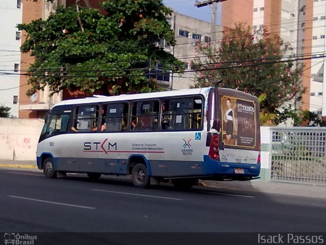 Ônibus Particulares 100 na cidade de Jaboatão dos Guararapes, Pernambuco, Brasil, por Isack Passos. Número da foto: #1522158.