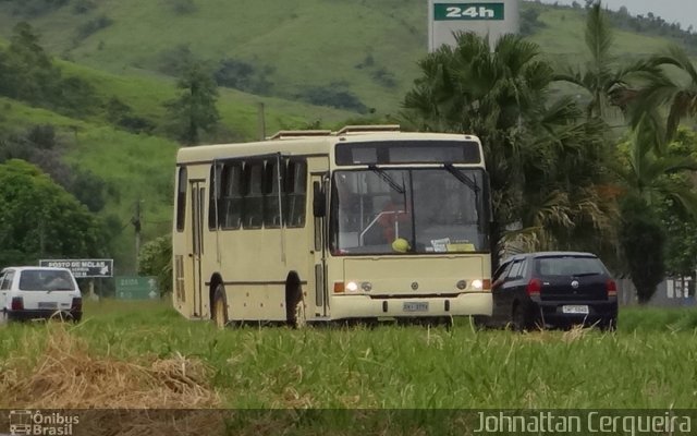 Ônibus Particulares  na cidade de Leopoldina, Minas Gerais, Brasil, por Johnattan Cerqueira. Número da foto: #1523749.