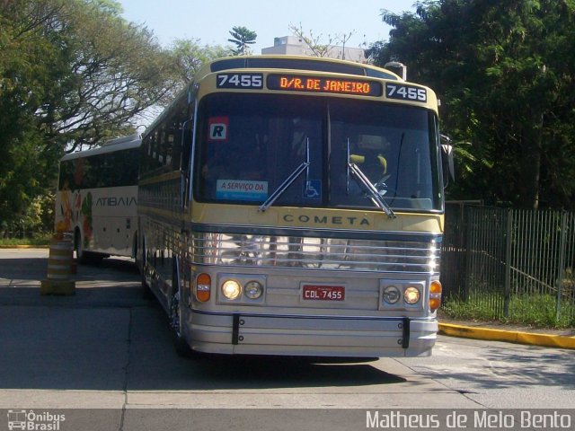 Viação Cometa 7455 na cidade de São Paulo, São Paulo, Brasil, por Matheus de Melo Bento. Número da foto: #2084067.