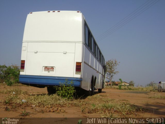 Ônibus Particulares  na cidade de Caldas Novas, Goiás, Brasil, por Jefferson Willian da Silva de Sousa. Número da foto: #2083882.