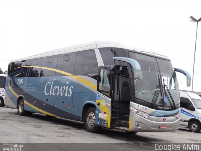 Viação Clewis 21109 na cidade de Mogi das Cruzes, São Paulo, Brasil, por Douglas Alvim. Número da foto: #2104012.