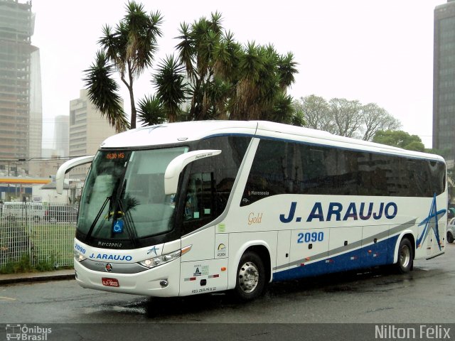 J. Araujo 2090 na cidade de Curitiba, Paraná, Brasil, por Nilton Félix da Silva. Número da foto: #2105409.