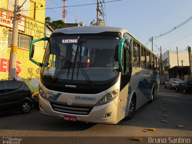 Grandino Transportes 2900 na cidade de Taboão da Serra, São Paulo, Brasil, por Bruno Santino. Número da foto: #2105697.