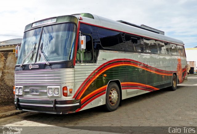 Ônibus Particulares 7501 na cidade de São Mateus, Espírito Santo, Brasil, por Caio Trés. Número da foto: #2106473.