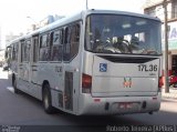 Expresso Azul 17L36 na cidade de Curitiba, Paraná, Brasil, por Roberto Teixeira. Número da foto: #:id.