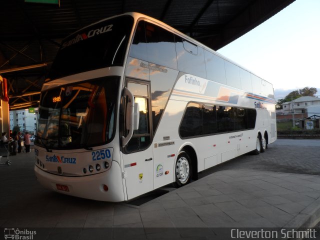 VUSC - Viação União Santa Cruz 2250 na cidade de Santa Maria, Rio Grande do Sul, Brasil, por Cleverton Schmitt. Número da foto: #2117371.