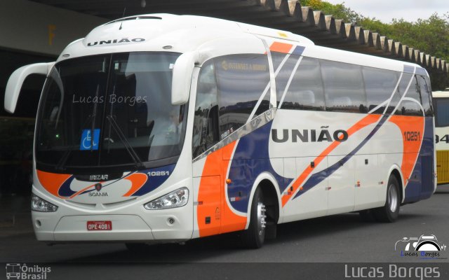 Expresso União 10251 na cidade de Araxá, Minas Gerais, Brasil, por Lucas Borges . Número da foto: #2119752.