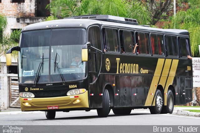 Transportadora Turística Tecnovan 5004 na cidade de Aparecida, São Paulo, Brasil, por Bruno   Studer. Número da foto: #2119110.