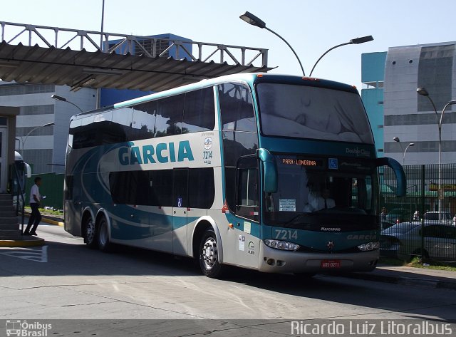Viação Garcia 7214 na cidade de São Paulo, São Paulo, Brasil, por Ricardo Luiz. Número da foto: #2085481.