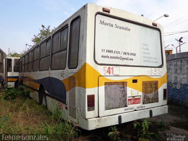 Sucata e Desmanches 541 na cidade de São Paulo, São Paulo, Brasil, por Felipe Gonzales. ID da foto: 2087217.