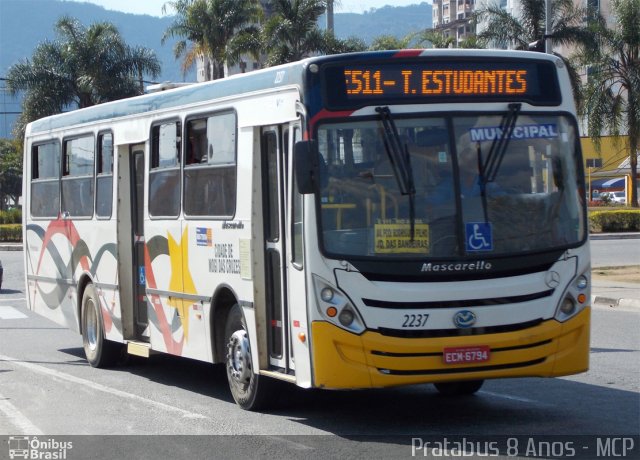 Breda > Princesa do Norte Mogi das Cruzes 2237 na cidade de Mogi das Cruzes, São Paulo, Brasil, por Cristiano Soares da Silva. Número da foto: #2087316.