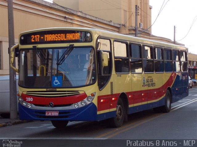 Circular Santa Luzia > Protetora Transportes 280 na cidade de São José do Rio Preto, São Paulo, Brasil, por Cristiano Soares da Silva. ID da foto: 2121506.